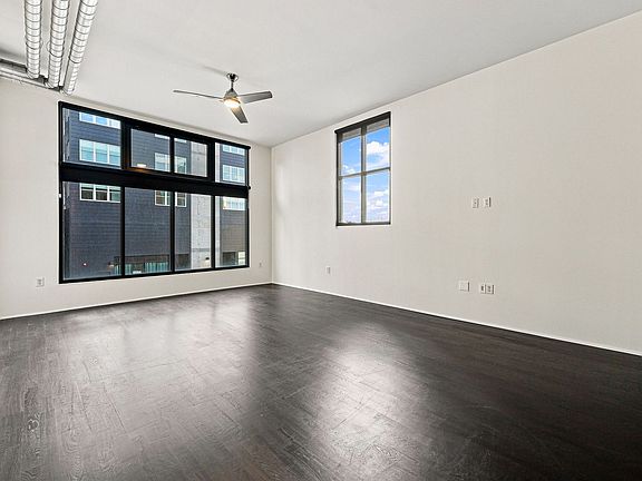 4th image of 3100 Huron St Unit 2P