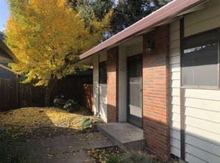 405 SE 88th Ave, Portland, OR 97216