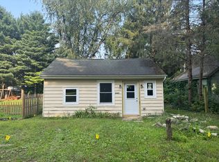 15497 Webster Rd, Bath, MI 48808
