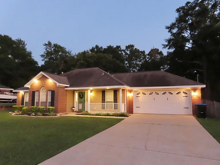9471 Homestead Dr S — Photo 31
