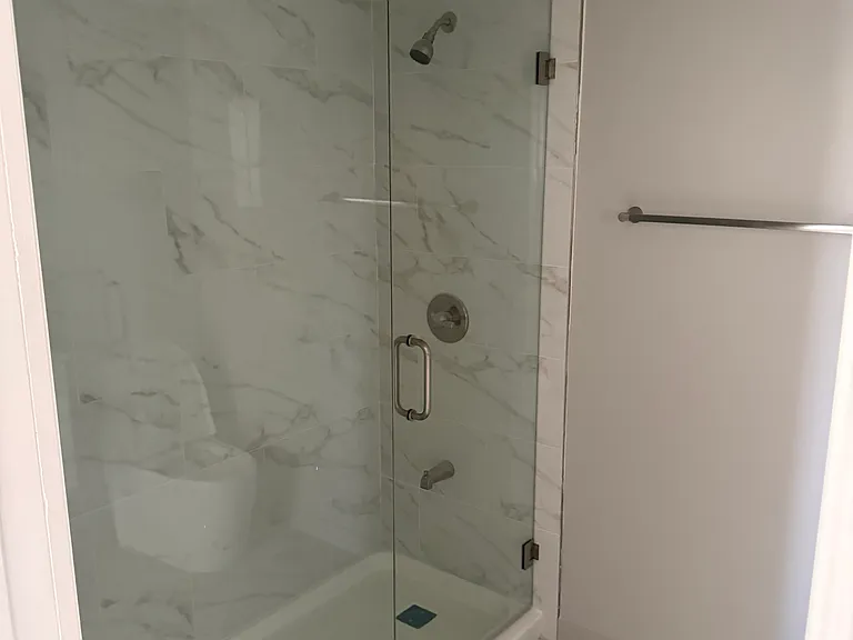 255 SW 7th St #10 — Photo 10