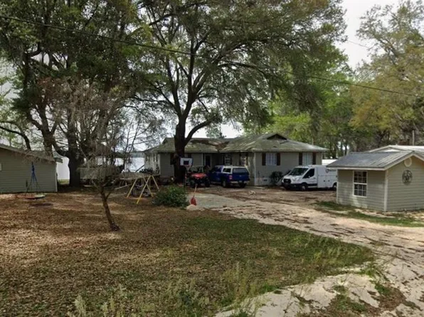 101 Walker Dr, Interlachen, FL 32148