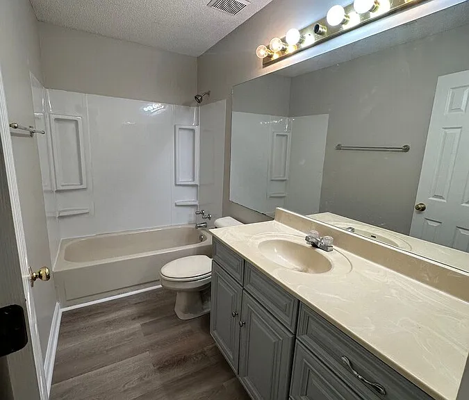 616 Cypress Pointe St — Photo 6