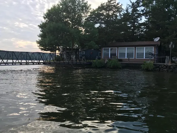 219 Walleye Point Dr, Camdenton, MO 65020