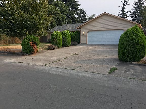 2nd image of 13819 NE 45th St
