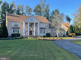 11 Lake Crest Dr, Milford, DE 19963
