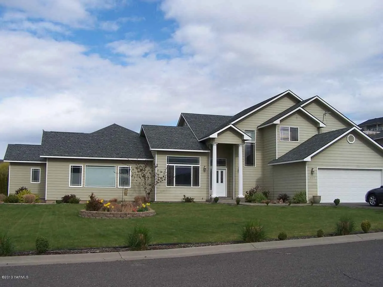 804 Majesty Heights Dr photo 1