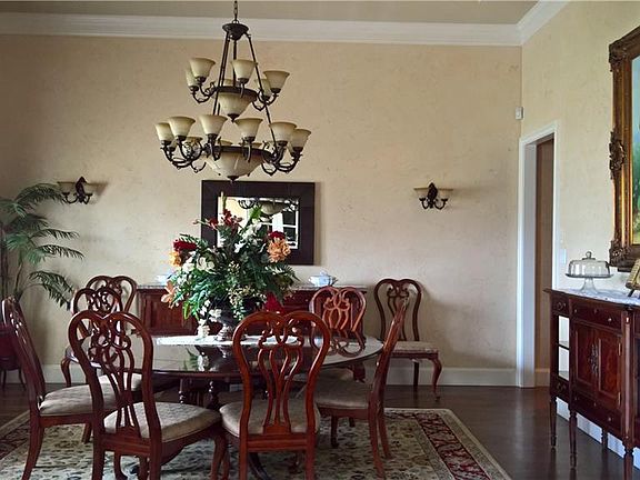 2nd image of 1044 Peregrine Pl