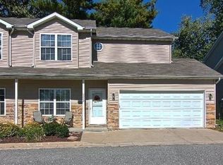 1217 Baron Ct, Valparaiso, IN 46383