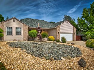 2668 Howard Dr, Redding, CA 96001