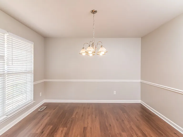 209 Briarcotes Cir — Photo 4