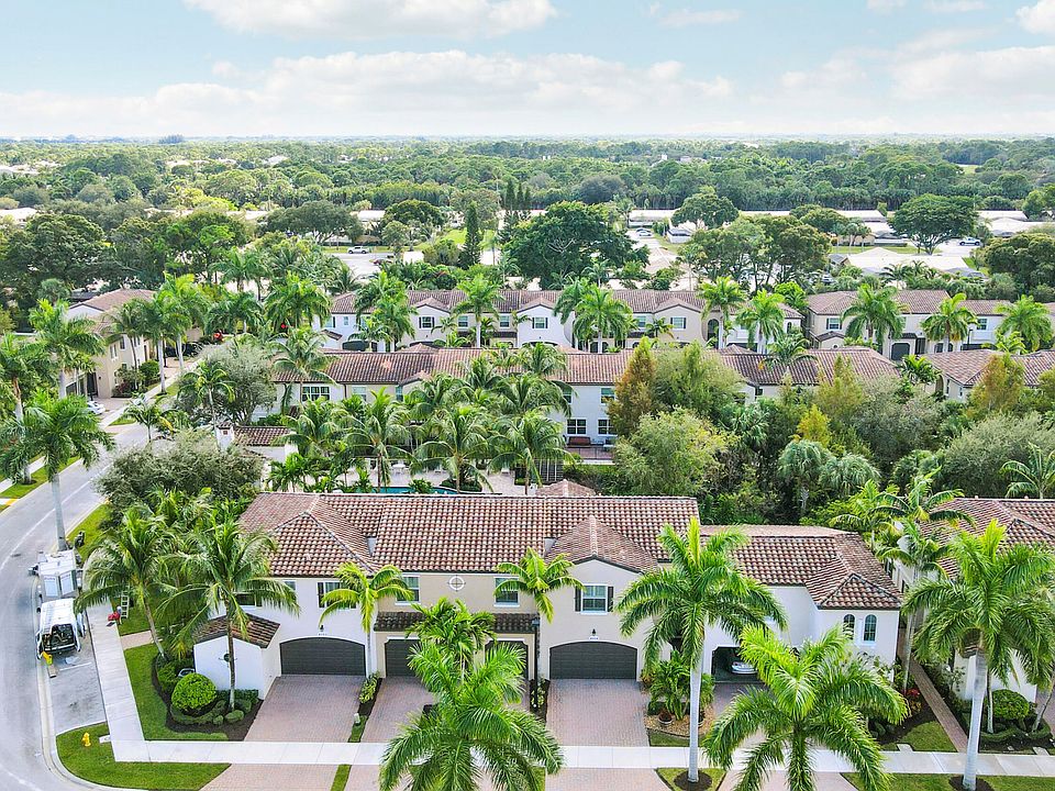 1st image of 4558 Mediterranean Circle