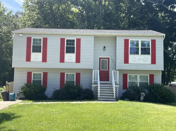 1239 Fairfax Ave, Churchton, MD 20733
