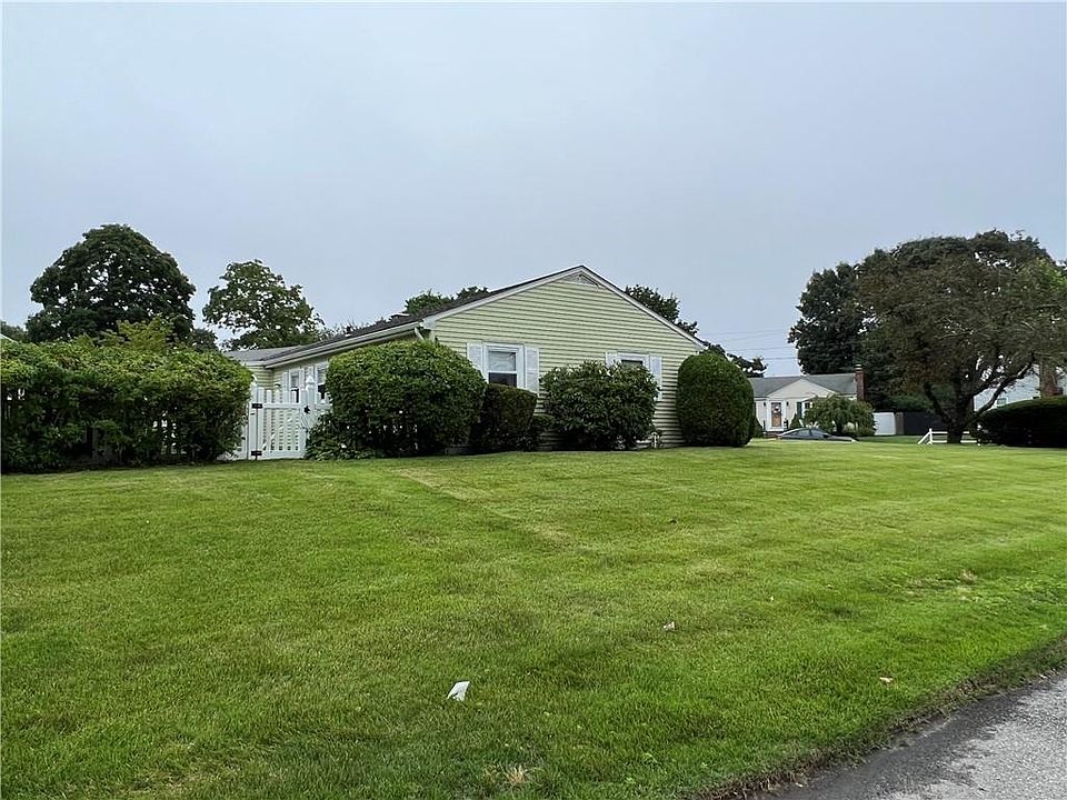 95 Claypool Dr, Warwick, RI 02886 MLS 1339237 Zillow