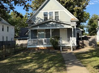 1118 SW 2nd St, Topeka, KS 66606