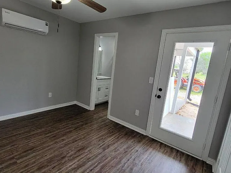 11445 County Road 4355 — Photo 8