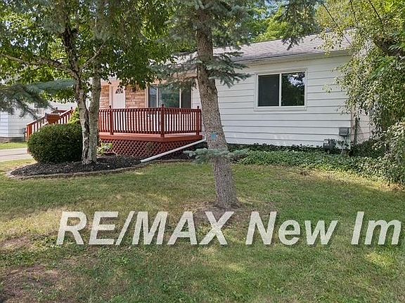 5th image of 911 Thurman St