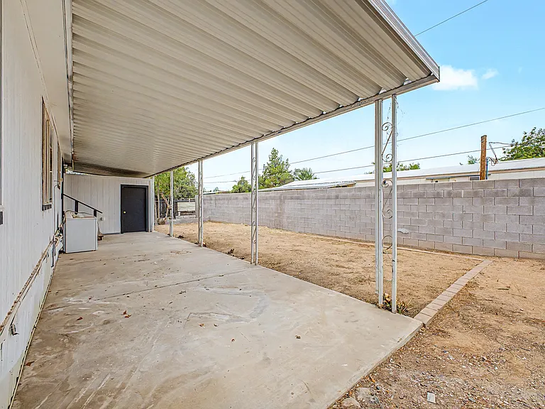 2728 W Smoketree St — Photo 18