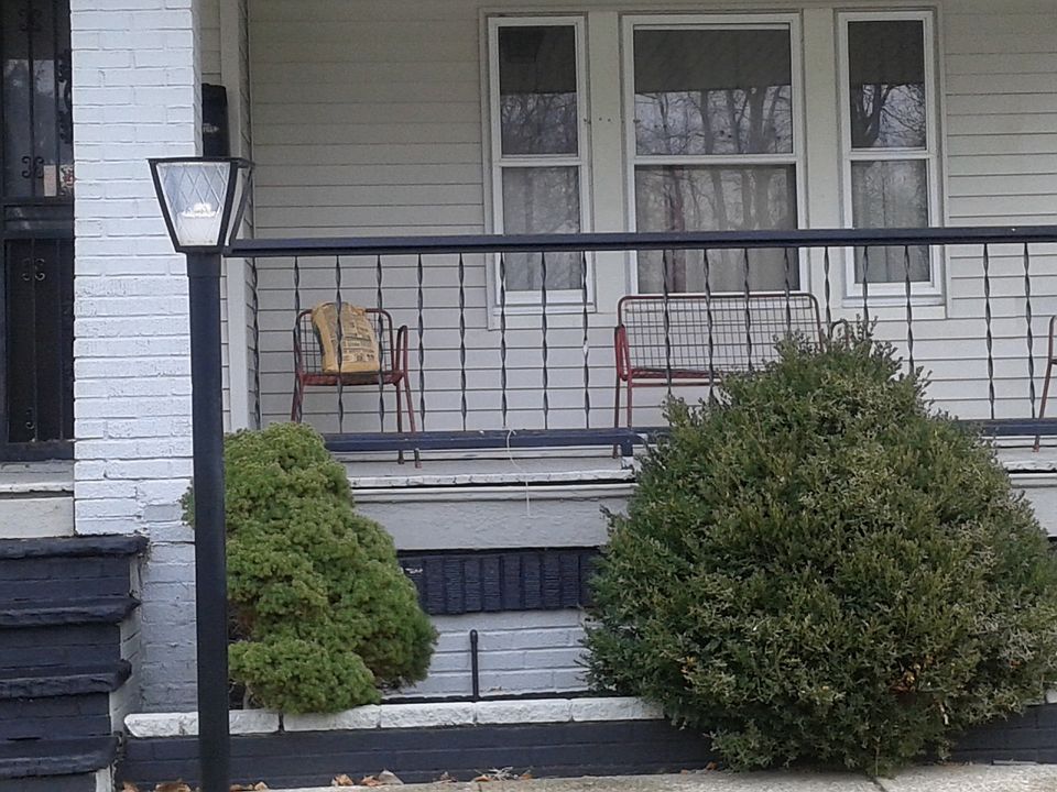 1st image of 487 E 125th St #Down