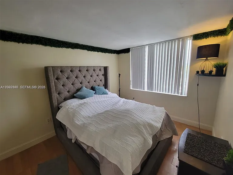 1740 NW North River Dr #512 — Photo 16
