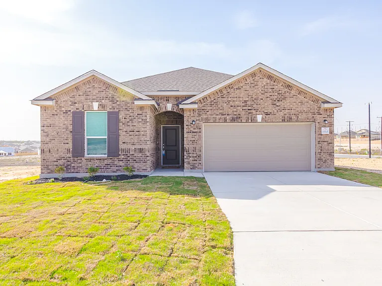 15515 Electra Cir — Photo 1