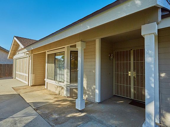 4th image of 11354 Newland Ct