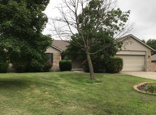 400 Ethelrob Cir, Carlisle, OH