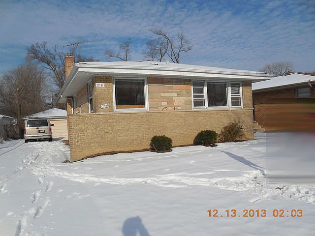 1st image of 2910 Wilmette Ave