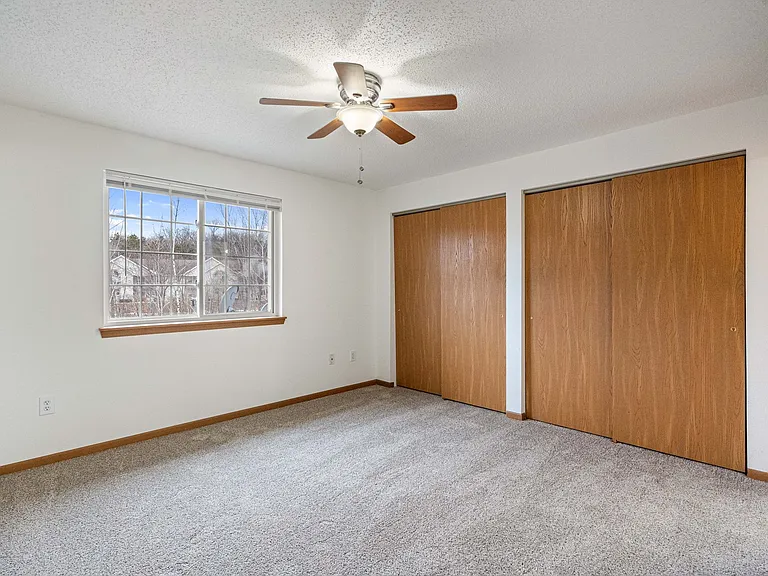 52 Fieldstone Dr — Photo 10
