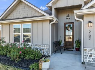 257 Rustic Trce, Snook, TX 77878