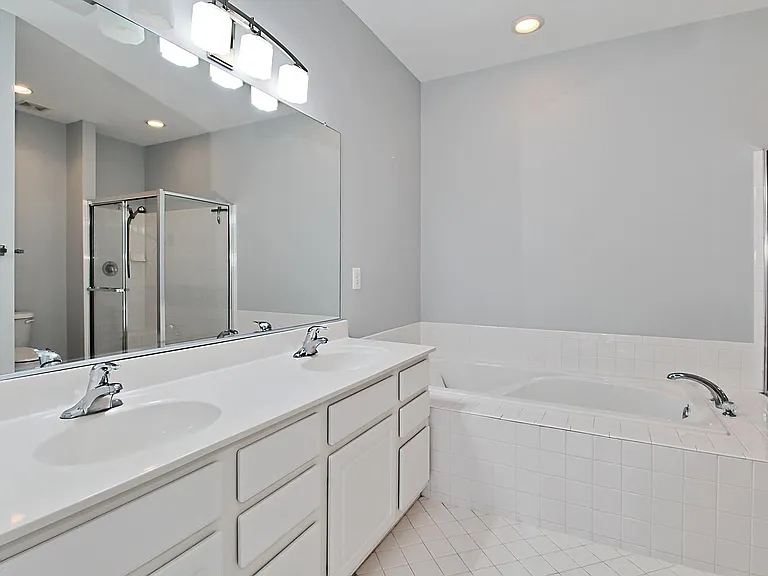 6913 Stanwick Sq — Photo 6