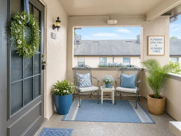 2415 NE 7th St APT 8, Ocala, FL 34470