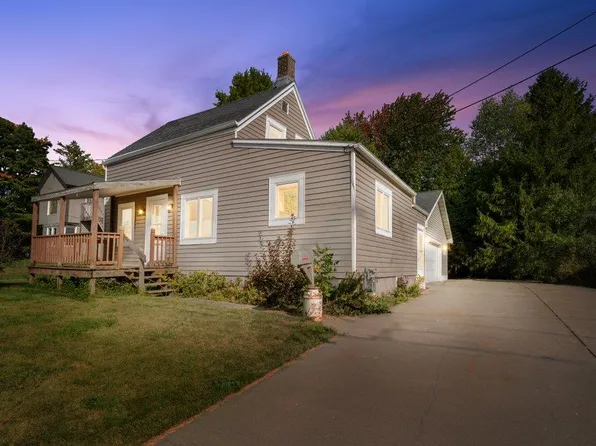 117 Arlington Ave, Algoma, WI 54201