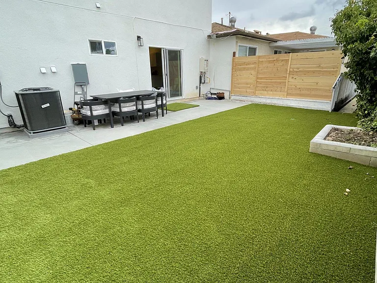 6237 Hobart St — Photo 22