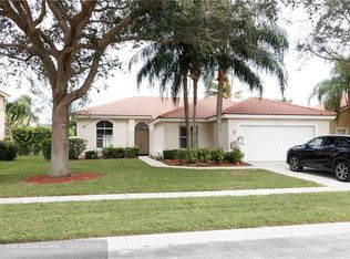 5618 Muirfield Village Cir, Lake Worth, FL 33463