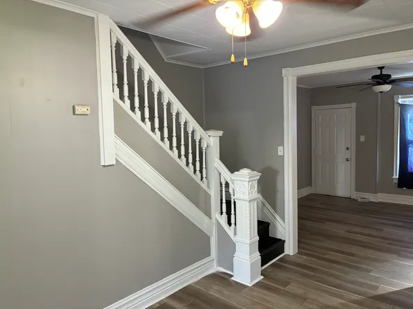 208 N Poplar St, Allentown, PA 18102