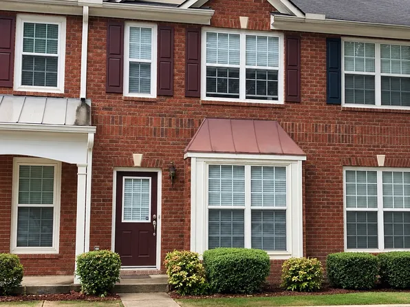 310 Paden Cove Trl, Lawrenceville, GA 30044