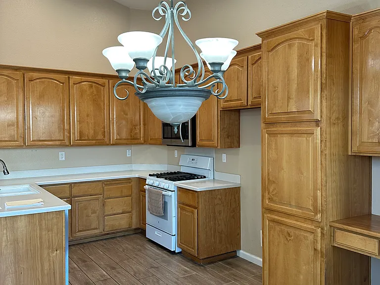3349 Verdeca Way — Photo 6