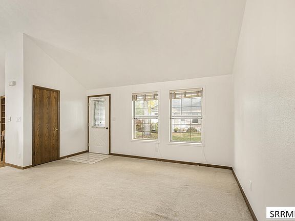 4th image of 2424 S Saint Clair Ave