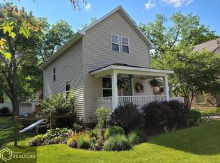 1005 Center St, University Park, IA 52595