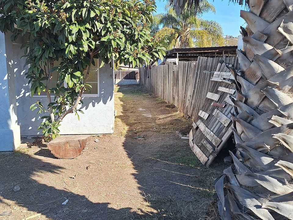 2nd image of 8882 Saint George St