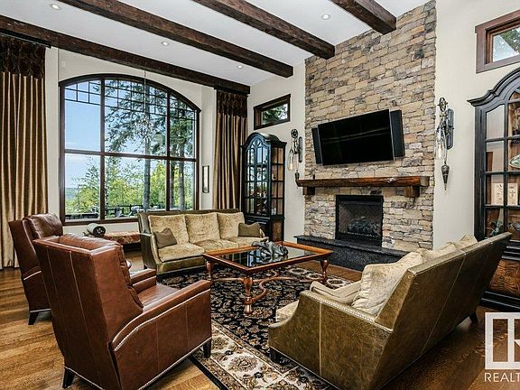5th image of 5 Donsdale Cres NW