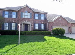 825 Samantha Cir, Geneva, IL 60134