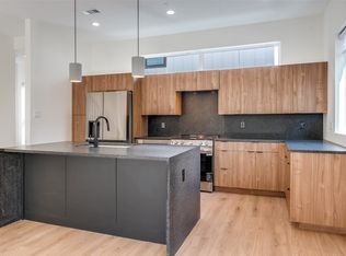 2206 Arroyo Ave #205, Dallas, TX 75219