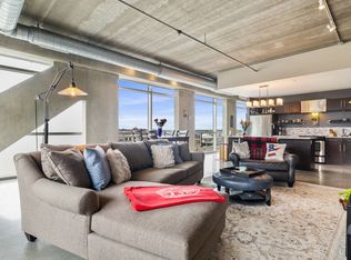 345 6th Ave N, Minneapolis, MN 55401