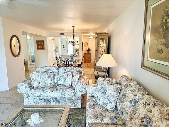 5th image of 25762 Lake Amelia Way Unit 105