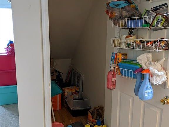 4th image of 1342 Hibbard Dr