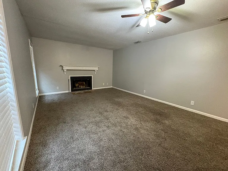 Wyndham Hill Apartments conveniently located in Southeast Tyler — Photo 18