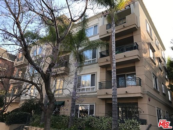 3rd image of 325 Arnaz Dr #Penthouse 1
