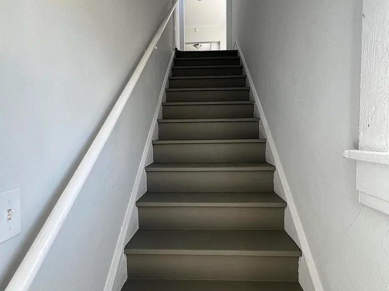 209 Taylor Ave #2 — Photo 11